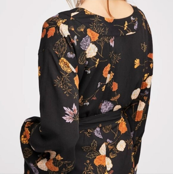 Free People 'Wrap It Up' Long Sleeve Floral Kimono XS - Picture 2 of 11